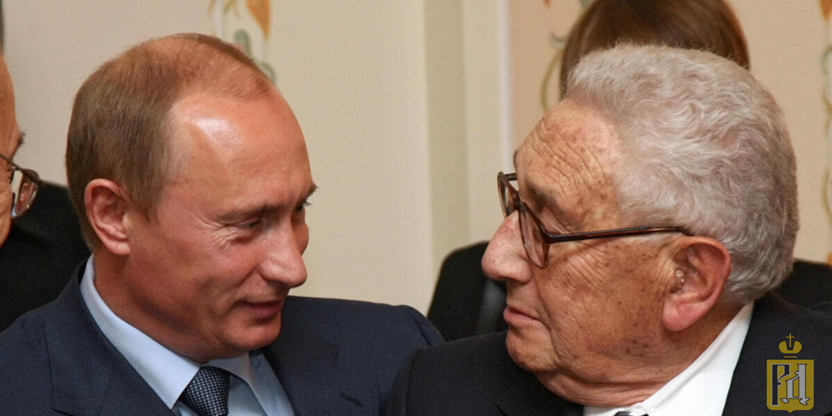 Кто кого? Или как? Фото из открытых источников.