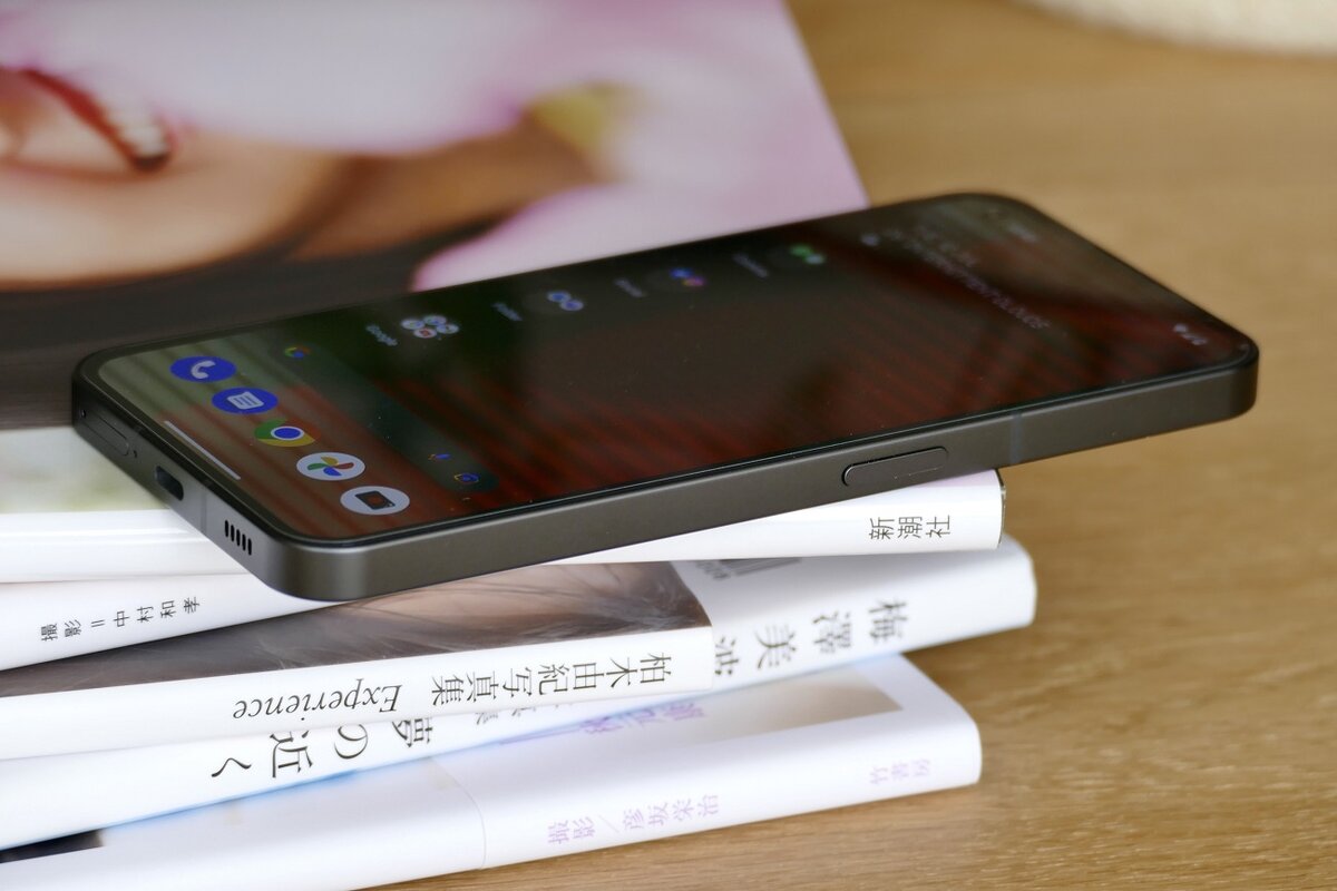    смартфон Nothing Phone (2)