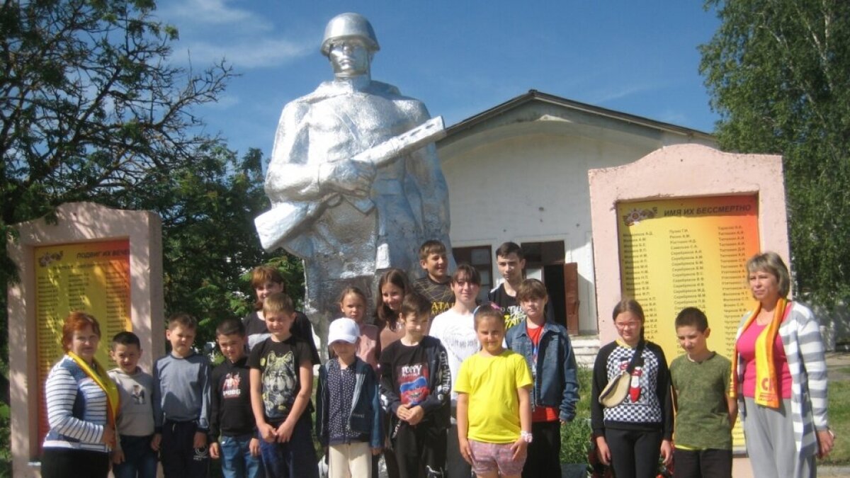    При поддержке депутата Калинина в Аркадаке прошла акция в честь Дня защиты детейНовости Саратова и области – Сетевое издание «Репортер64»