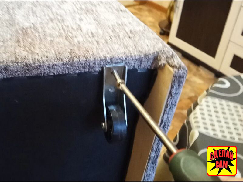 Самый простой ремонт дивана в домашних условиях