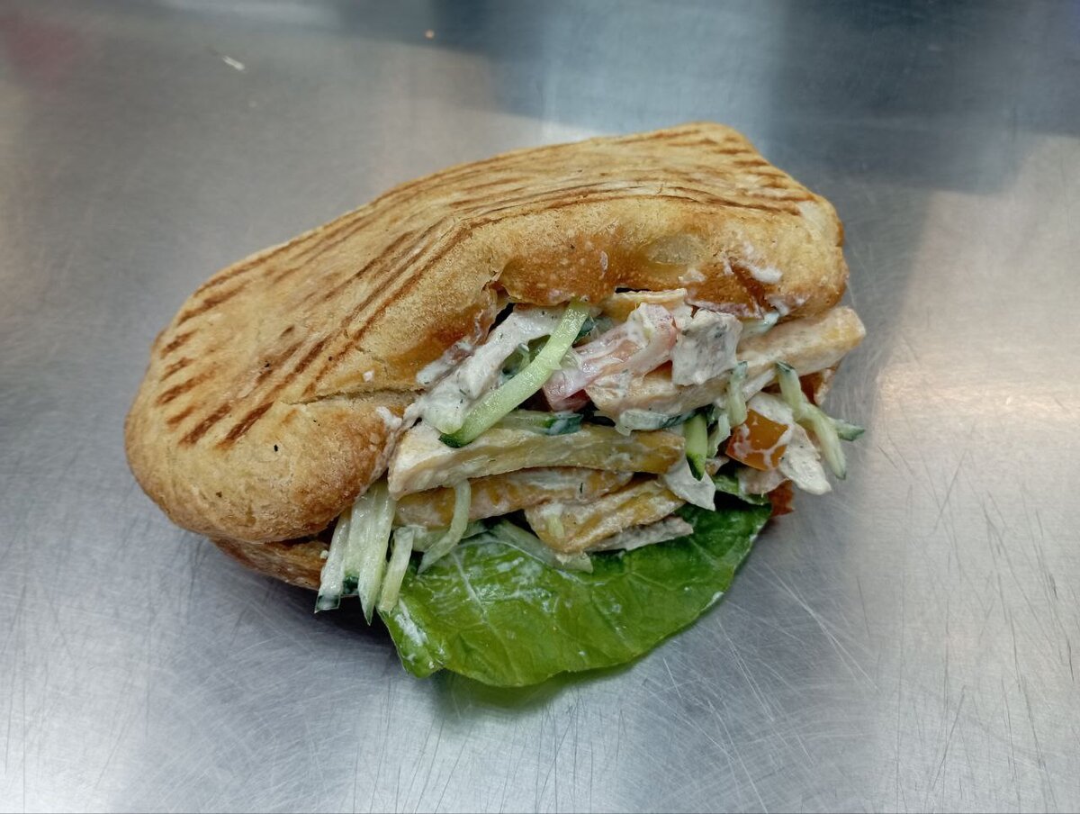 Много начинки - не мало начинки)