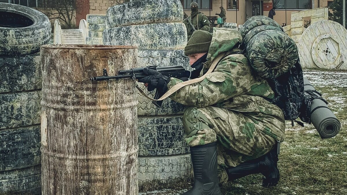     Глава Большого Камня, ранее служивший в войсках, первым из мэров Приморья ушел добровольцем