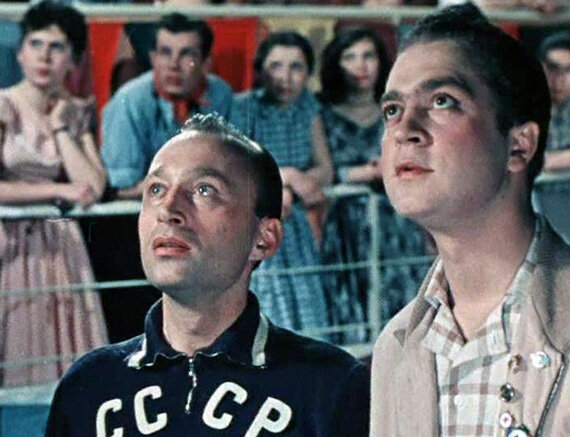 Николай Прокопович и Владимир Сошальский. Кадр из фильма «Матрос с "Кометы"»