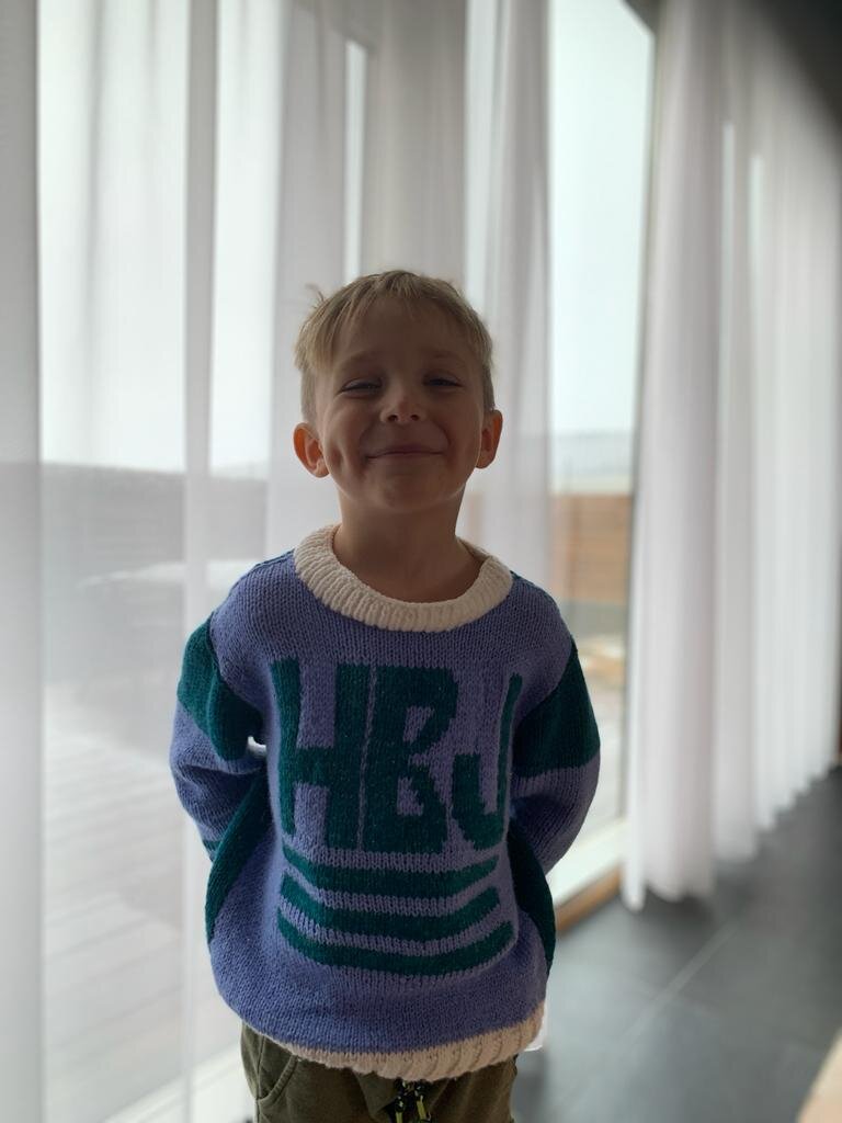 Свитерок "Легкий бриз"