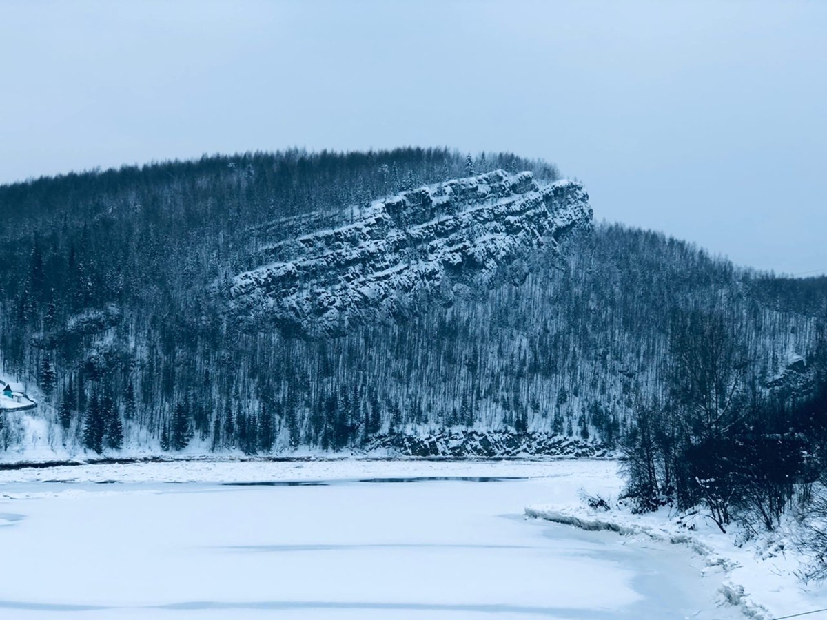 Источник: https://krot.info/gory/83158-gora-ladejnaja-permskij-kraj.html