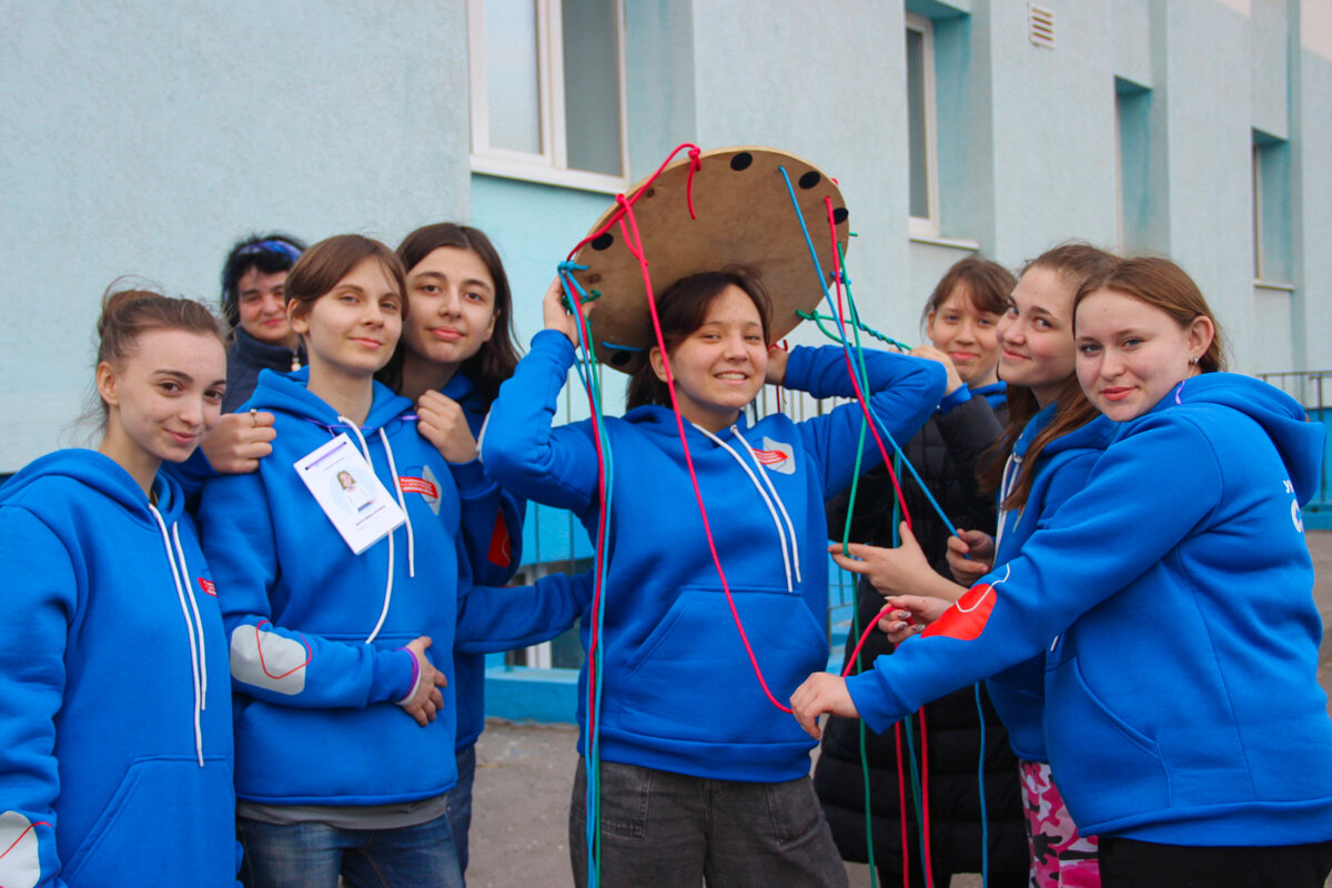  📷    Активисты «Движения первых» проводят весенние каникулы на «Университетских сменах» Кристина Просвиркина