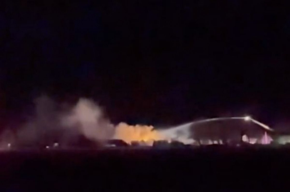    Перевозивший этанол поезд сошел с рельсов в американском штате Миннесота