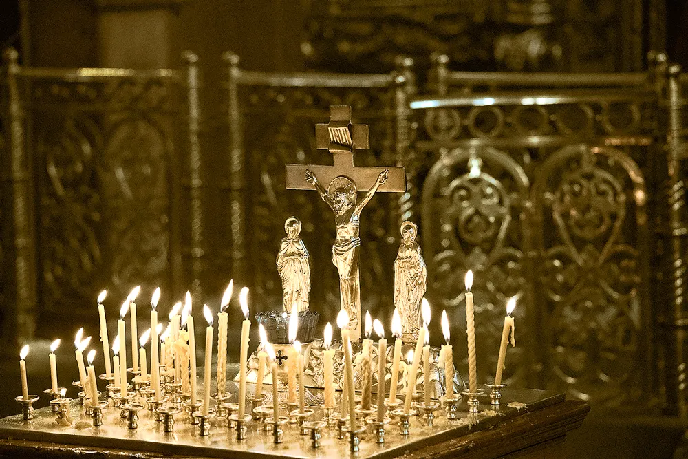 молитва об упокоении души. поминание усопших после смерти. погода поминают покойника. дмитриевская родительская суббота в 2021. поминки усопшего.