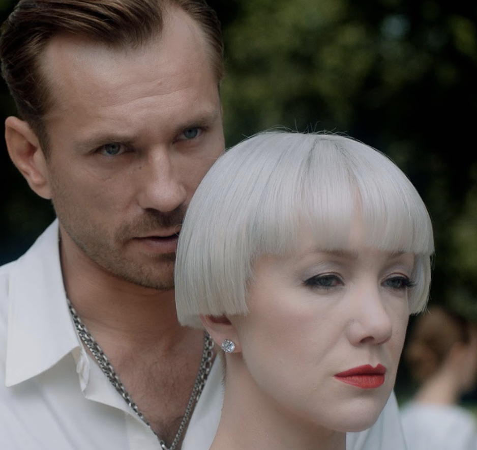 Дарья мороз 2022. Дарья мороз фото 2022. Дарья мороз streetstyle. Наталья рогожкина 2022 год. Содержанки 4 дата серий.