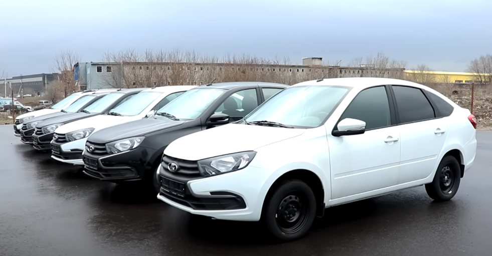 Аксессуары из пластика Lada Granta Fl Купить с доставкой по России.