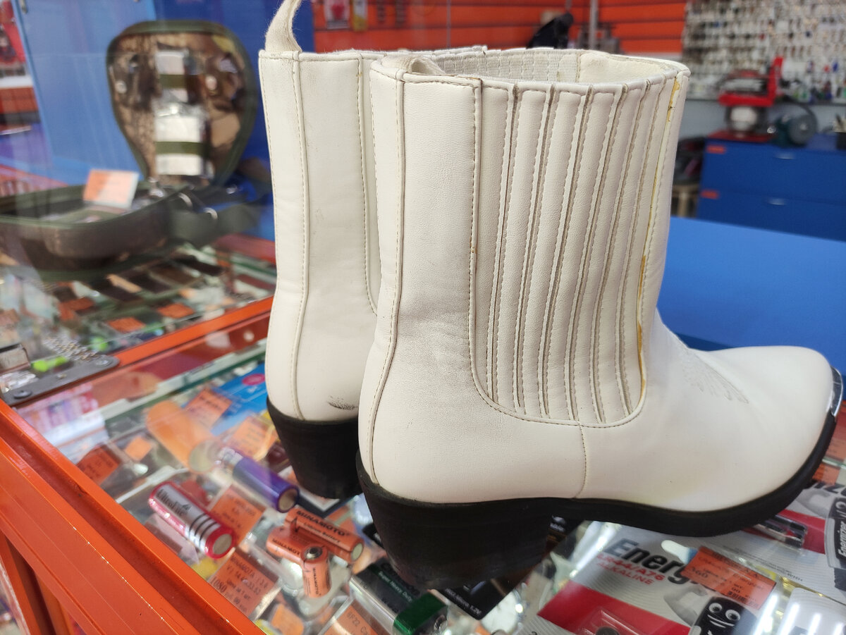 Набойки за 1200р. Стоит ли ремонтировать современную обувь? | Яна ...