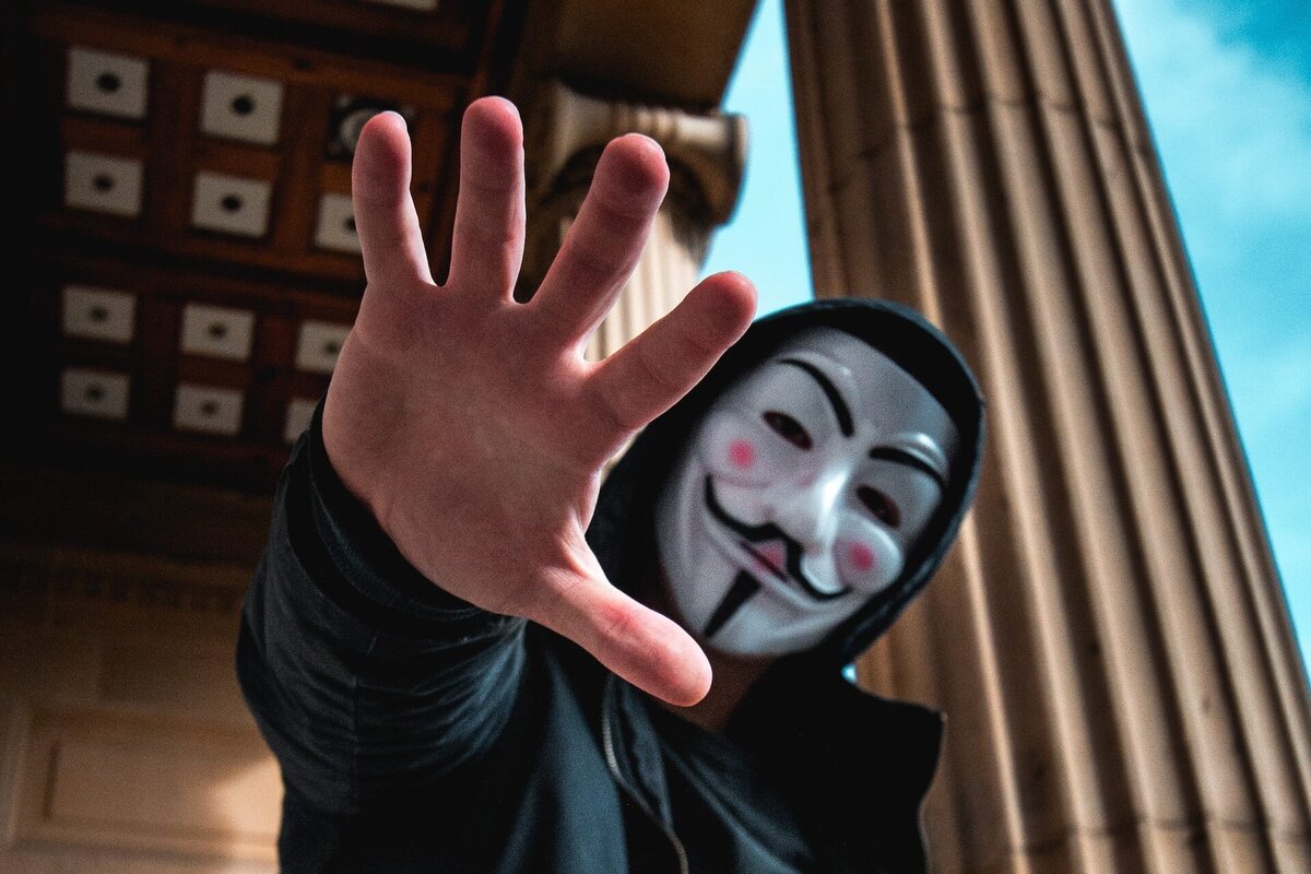     В США обеспокоились, что кардиостимуляторы станут целью атаки хакеров. Вот в чем опасность