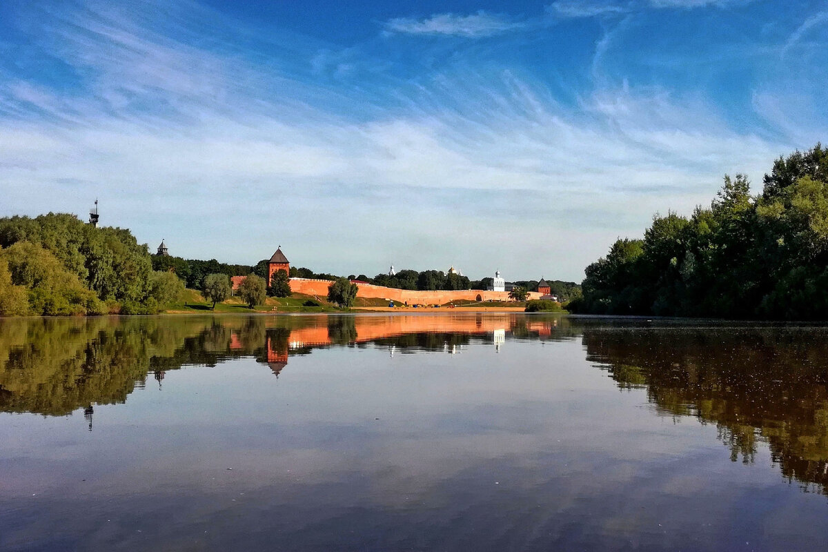 Панорама Детинца с Гребного канала. 08.2018.