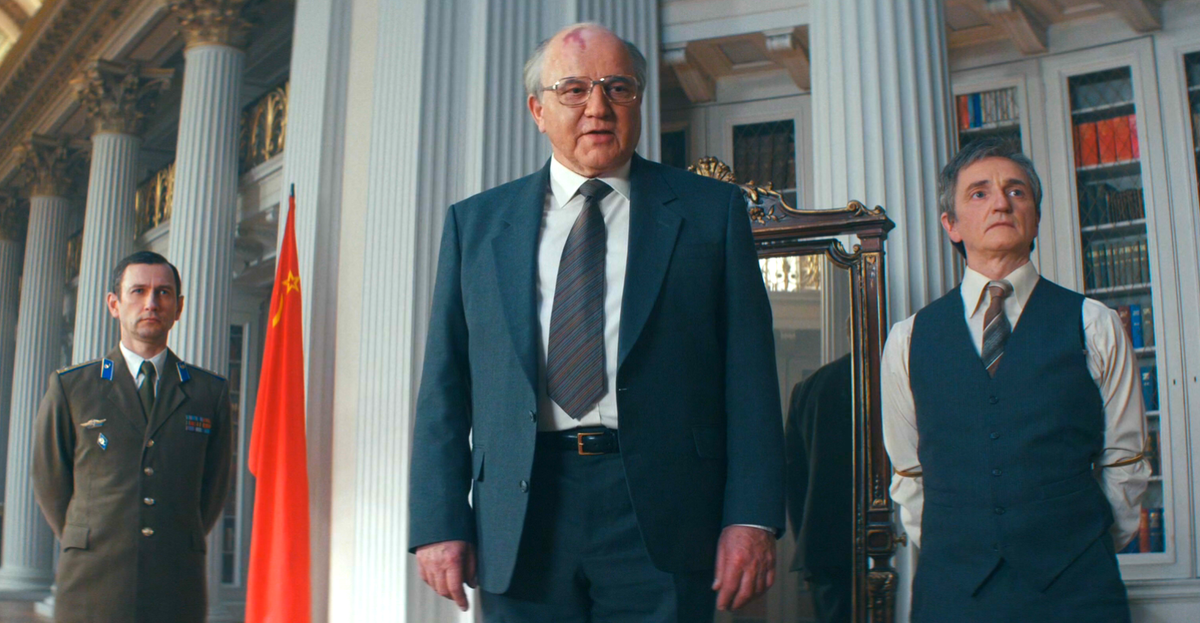 Красная клюква в "Тетрисе" (2023). Каким тут получился Горбачёв