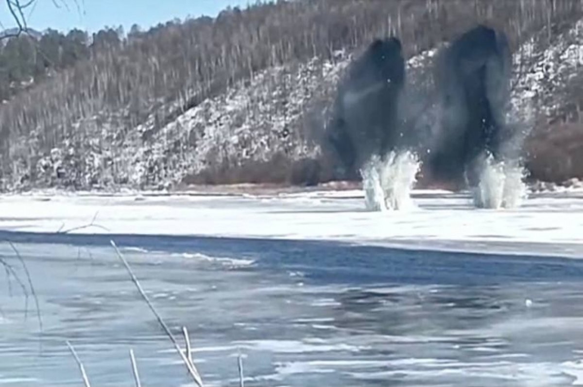    Сапёры начали подрыв льда на Шилке в Забайкалье