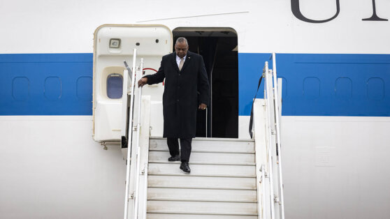    Глава Пентагона отправится в Швецию для обсуждения планов о вступлении страны в НАТО Сергей Бунеев