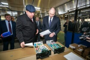  📷    Денис Паслер: Оренбургский завод выходит на российский рынок с новым конкурентным продуктом Белов Михаил Александрович
