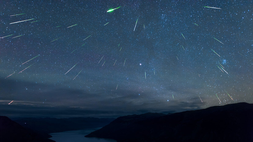     Метеоритный дождь Gettyimages.ru Zhuoxiao Wang / 500px