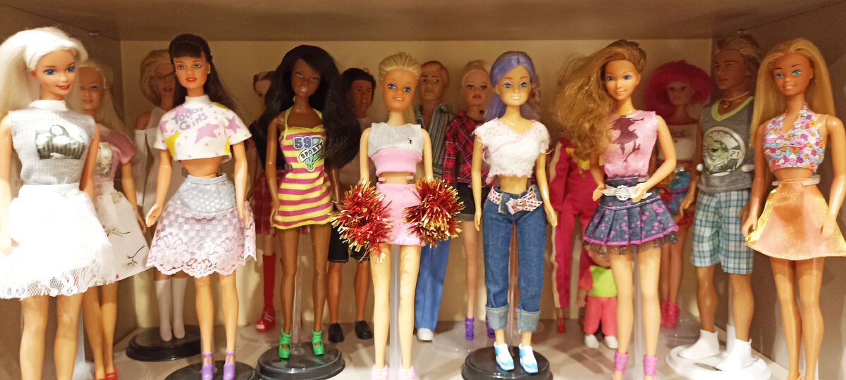 Кукла Barbie из серии Безграничные движения (DJY08): отзывы