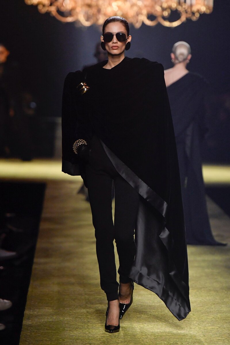    Показ Saint Laurent Фото: Getty