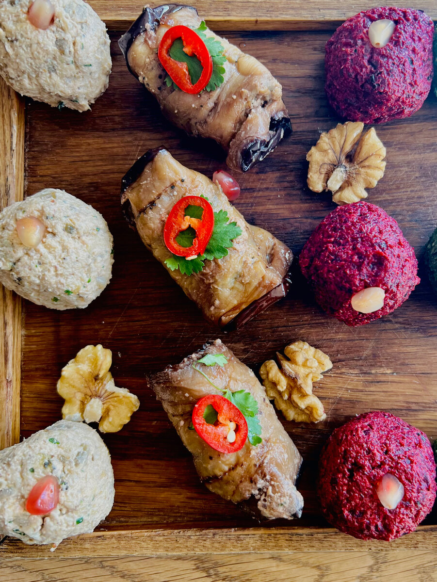 Грузинские пхали в кафе «Хачапури». Фотография из личного архива. 