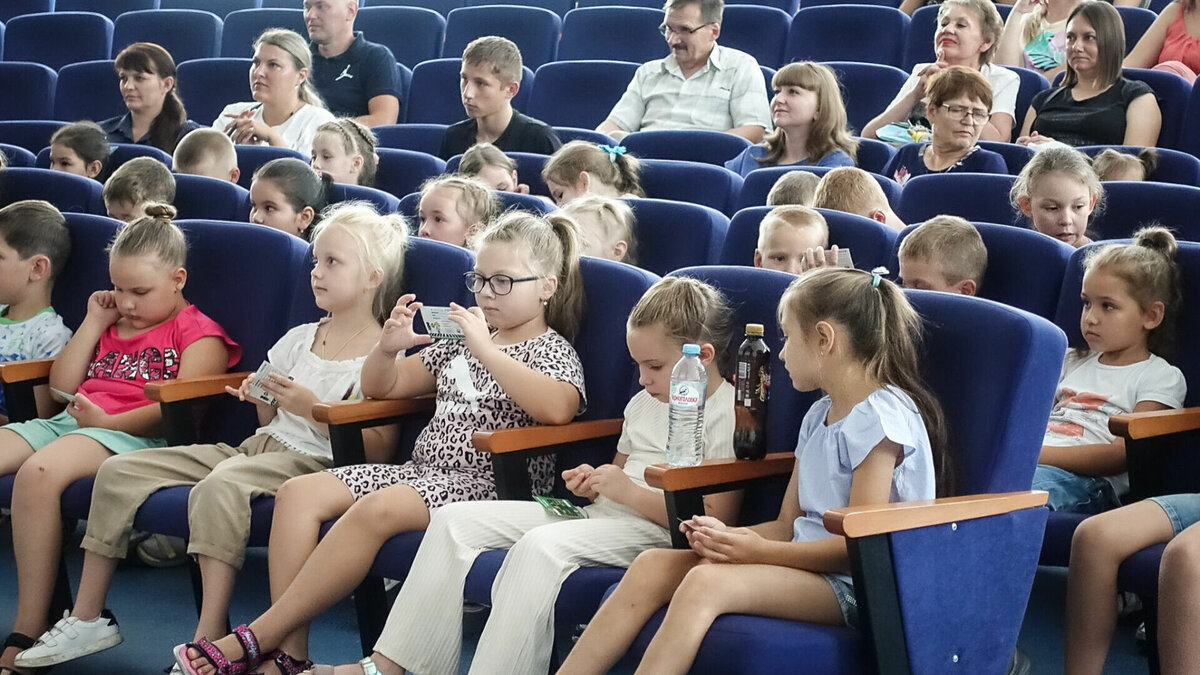     Психологи советуют жителям Бурятии выстраивать доверительные отношения со своими детьми. Малыши говорят неправду, потому что хотят избежать наказания или потому что хотят впечатлить мам и пап.