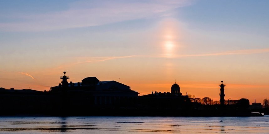    В первой декаде апреля солнце светило в Петербурге 61,4 часа.Алена Бобрович