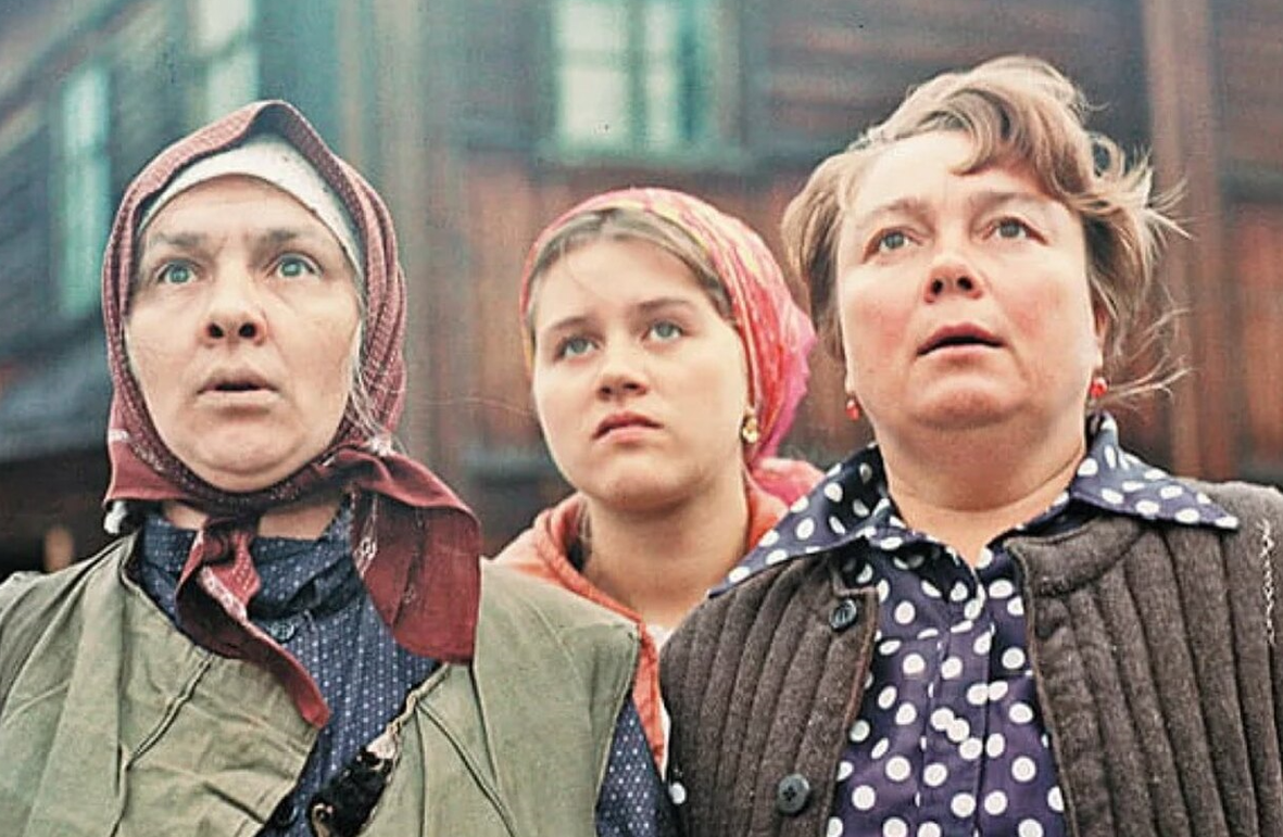 Серьги в кино СССР. Как же я мечтала о таких! И таких. И этих ...