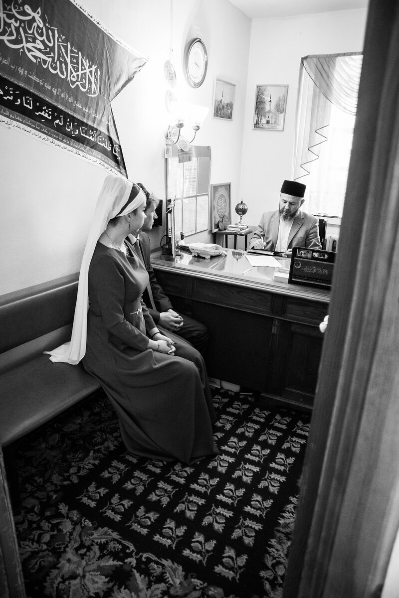 Молодожёны Зиля и Илья в Первой соборной мечети Уфы, 3.03.23