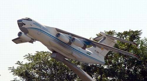 Макет самолёта Ил-76