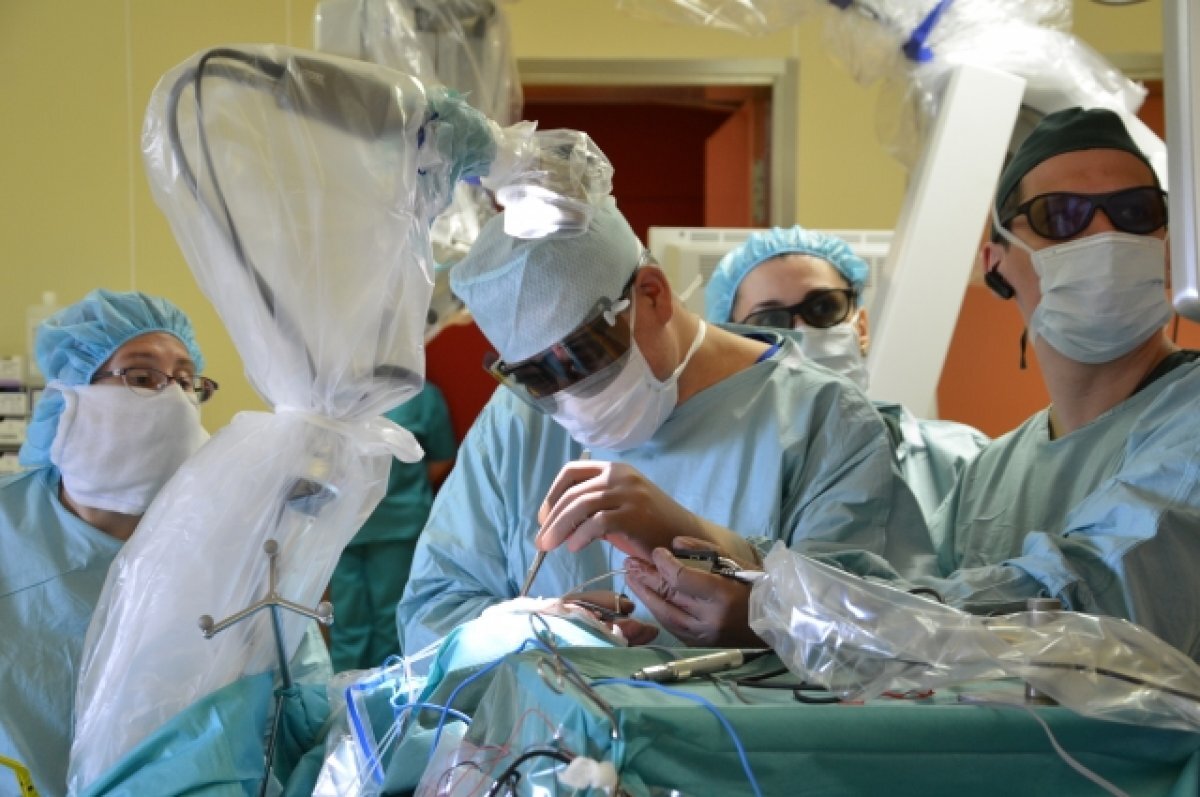    «Сказали, ничем не помочь». Нейрохирург о болезнях мозга у детей