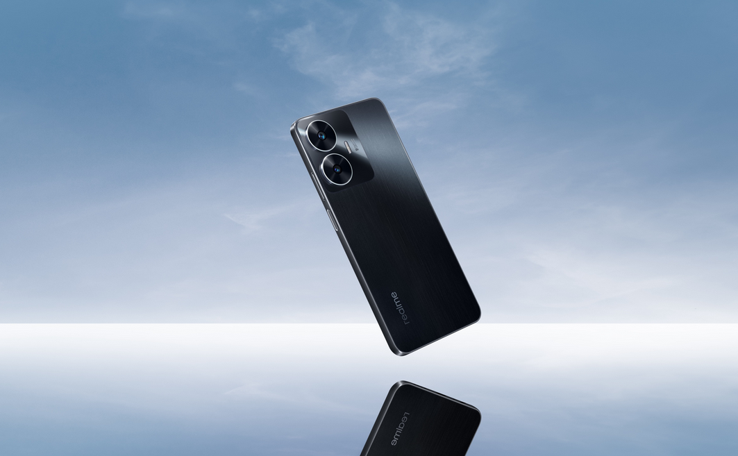 realme C55 в чёрном цвете