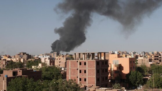    СМИ: в Судане атаковали конвой французского посольства во время эвакуации Мирон Феоктистов