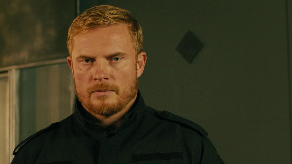 Кадр из сериала «РэмбО» / фото: oveg.ru