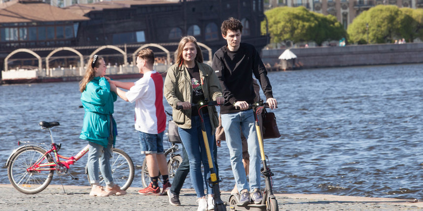    Metro сравнило велосипеды и электросамокаты.Игорь Акимов.