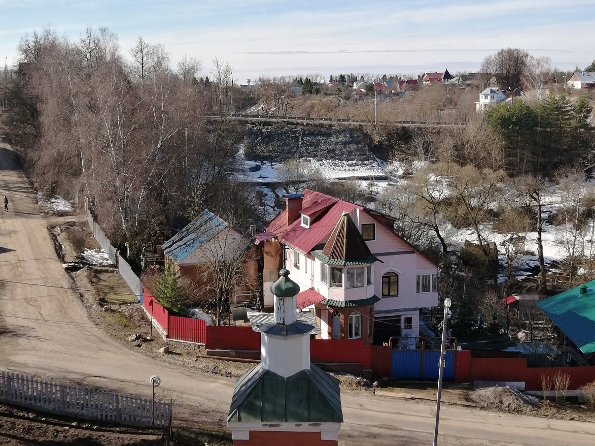 Вид на город от Ново-Никольсокго храма. Фото Ольги Брезгиной, автора статьи