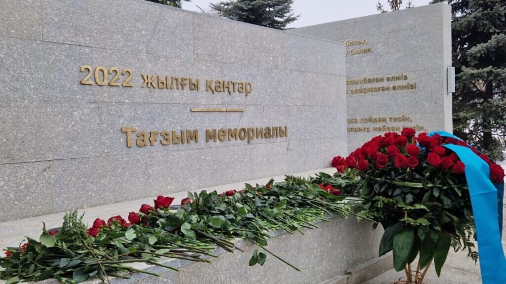    egemen.kz Жуман Кииков