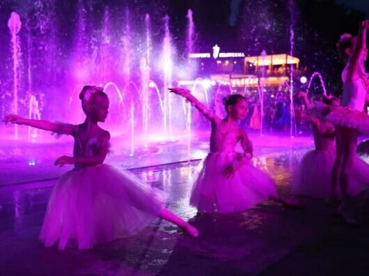    открытие фонтана в парке Аллея роз // фото: rostov-gorod.ru