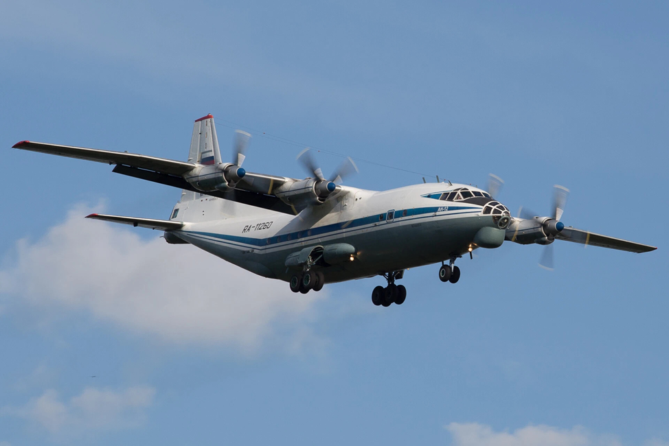 Характеристика полетов на самолетах АН 12 (70-е – 90-е г.) в Самаре ...