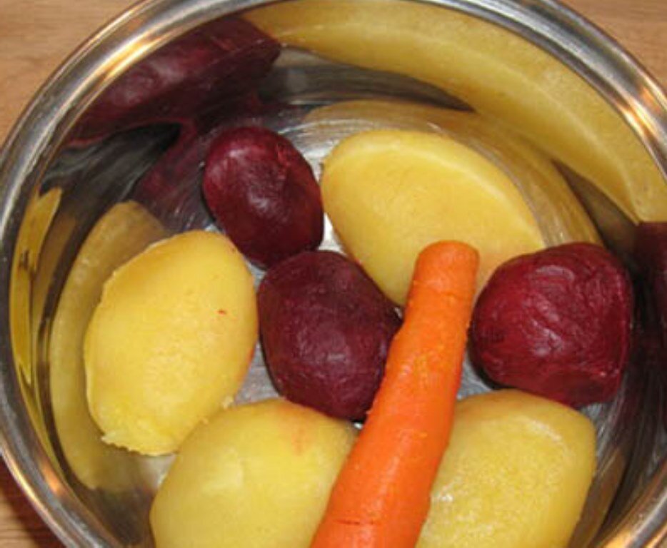 Отваренные овощи.