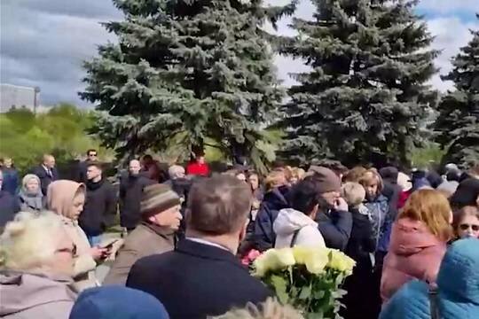    В Москве проходит прощание с Юдашкиным: его похоронят рядом с бывшим мужем Пугачевой