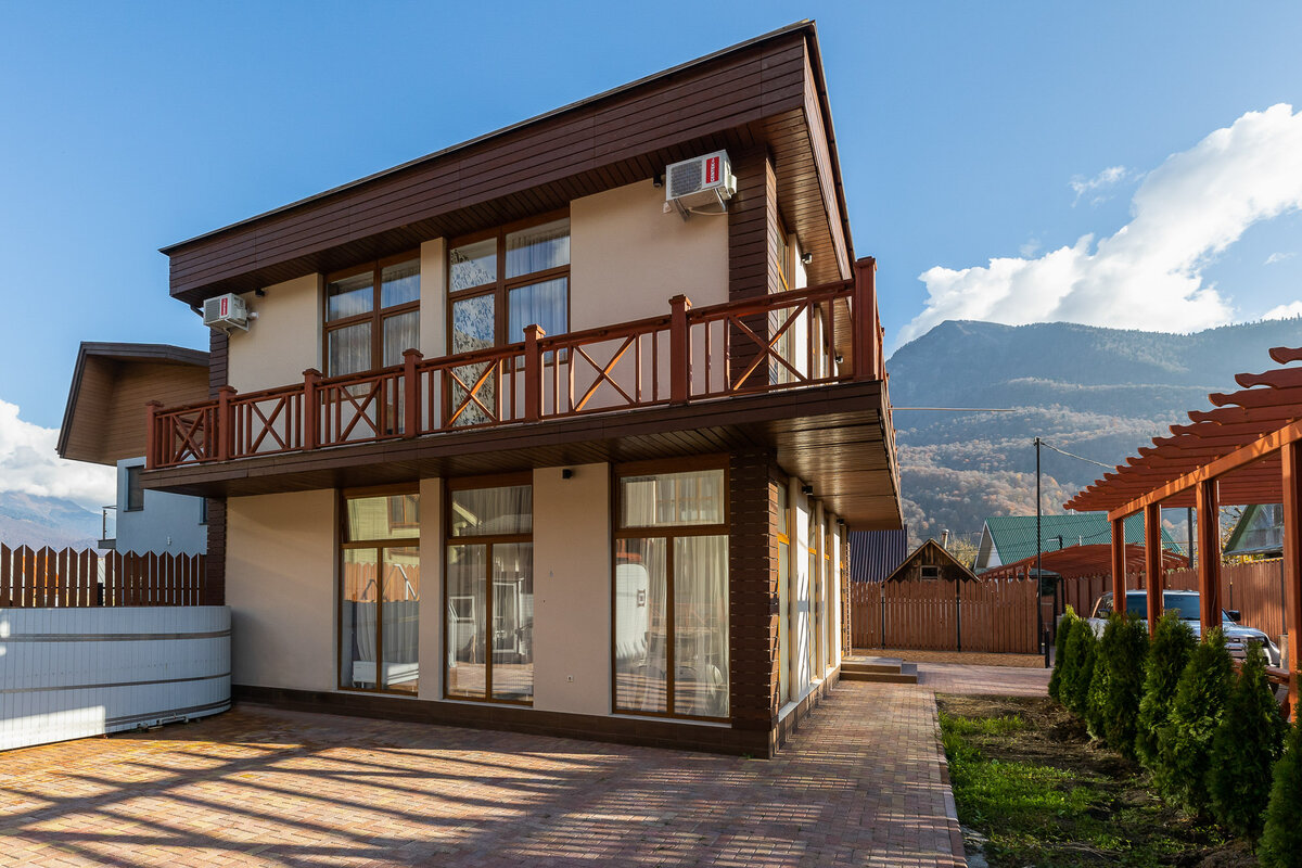 Ретритный дом с потрясающим видом на горы