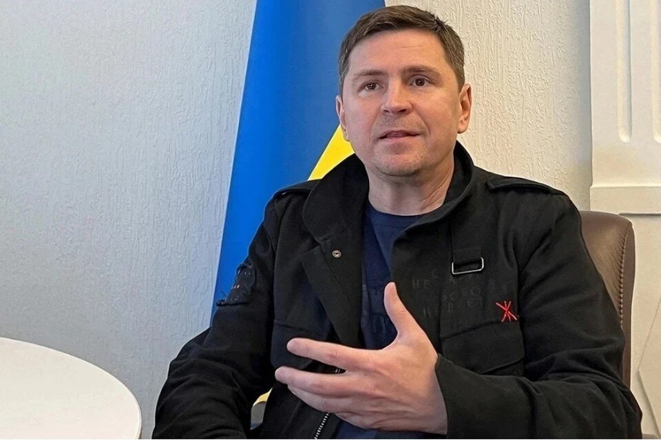     Подоляк настаивает на продолжении конфликта на Украине  REUTERS