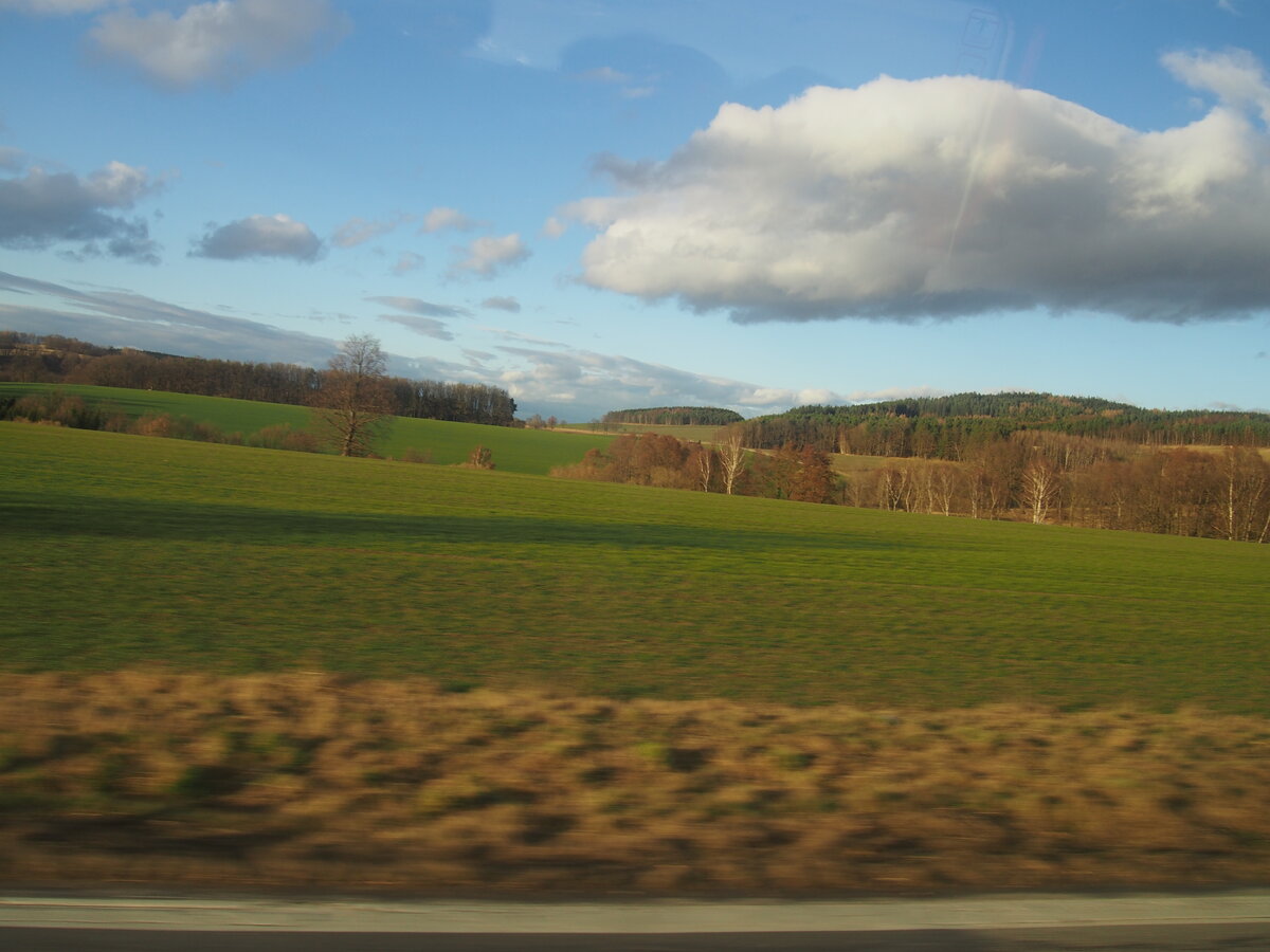 Пялимся в окно