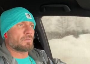    Фото: @romankostomarovkrs / социальные сети Романа Костомарова Константин Бухтатов