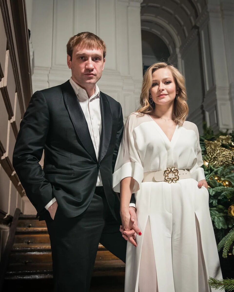    Михаил Тройник и Юлия ПересильдPersonaStars