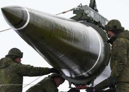    Путин объявил о размещении тактического ядерного оружия в Беларуси