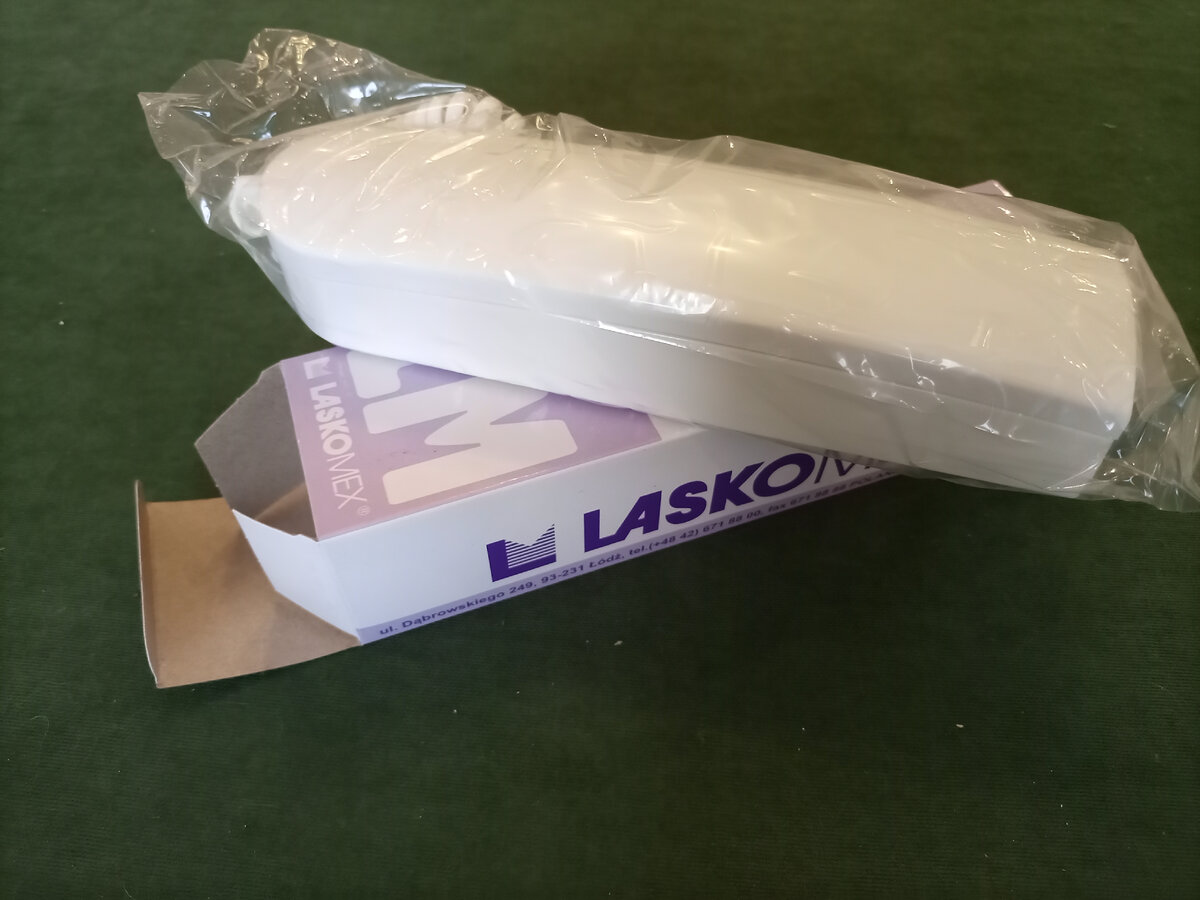 В заводской упаковке.