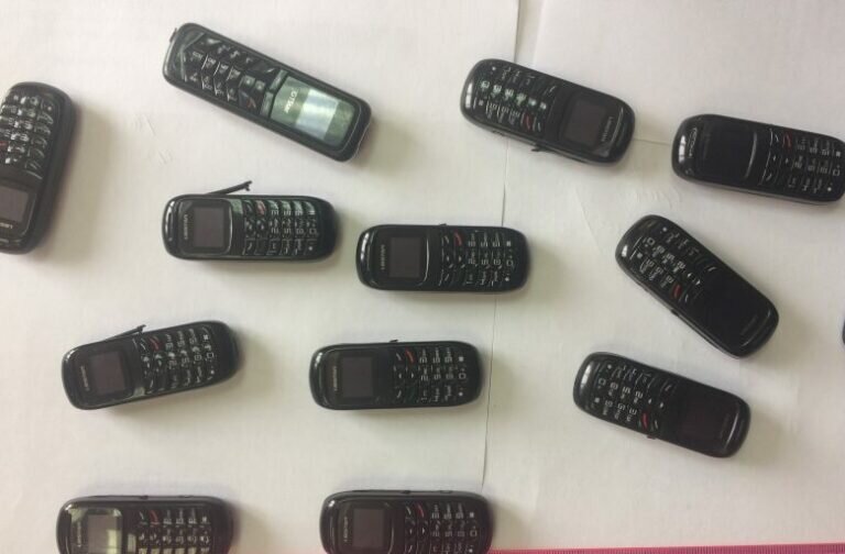    Оренбургские волонтеры собирают кнопочные телефоны для наших военнослужащих Андрей Севостьянов