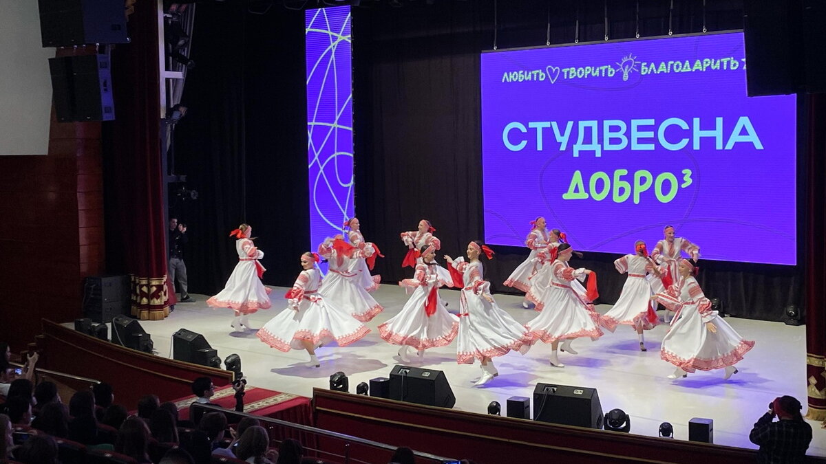    Более 350 участников объединила «Студенческая весна» в Нижневартовске